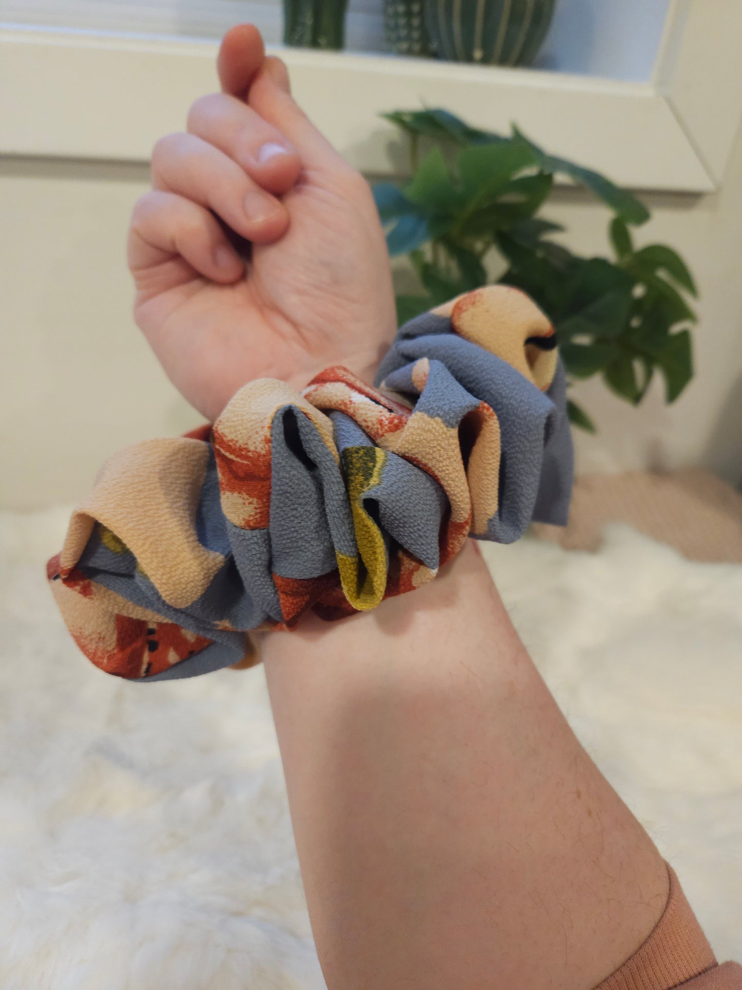 Nina XL Scrunchie
