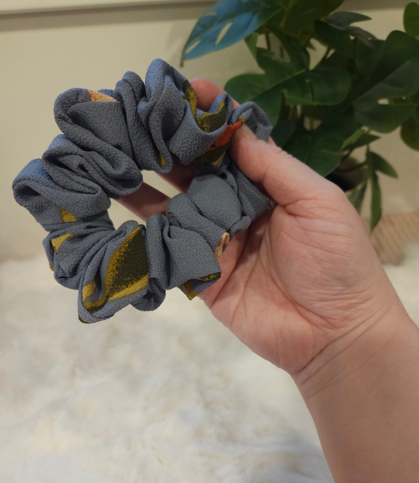 Nina Mini Scrunchie