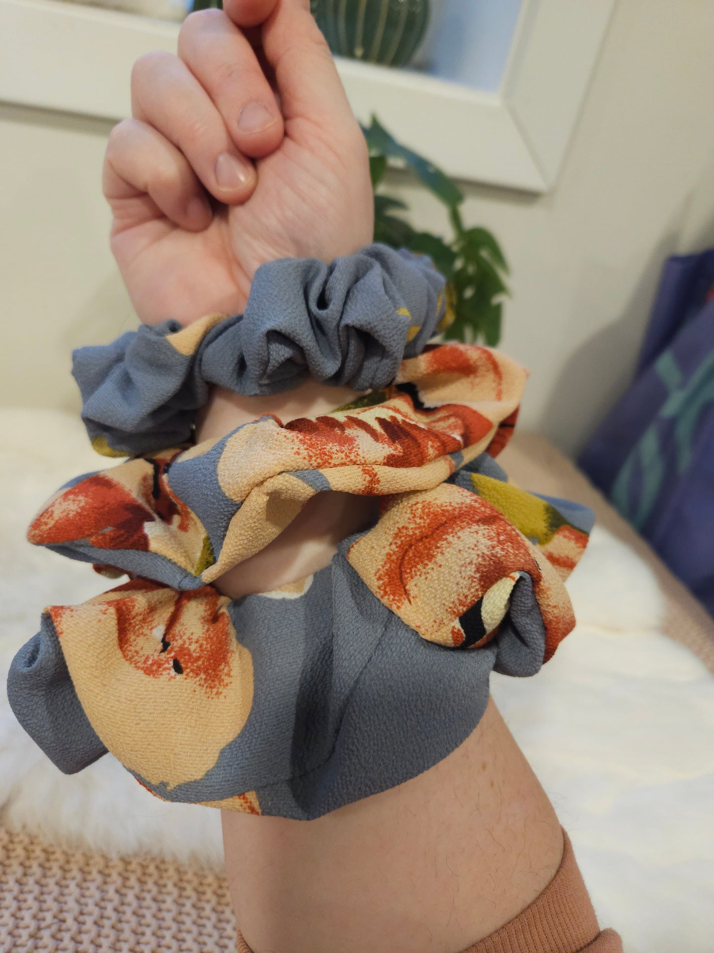 Nina LG Scrunchie