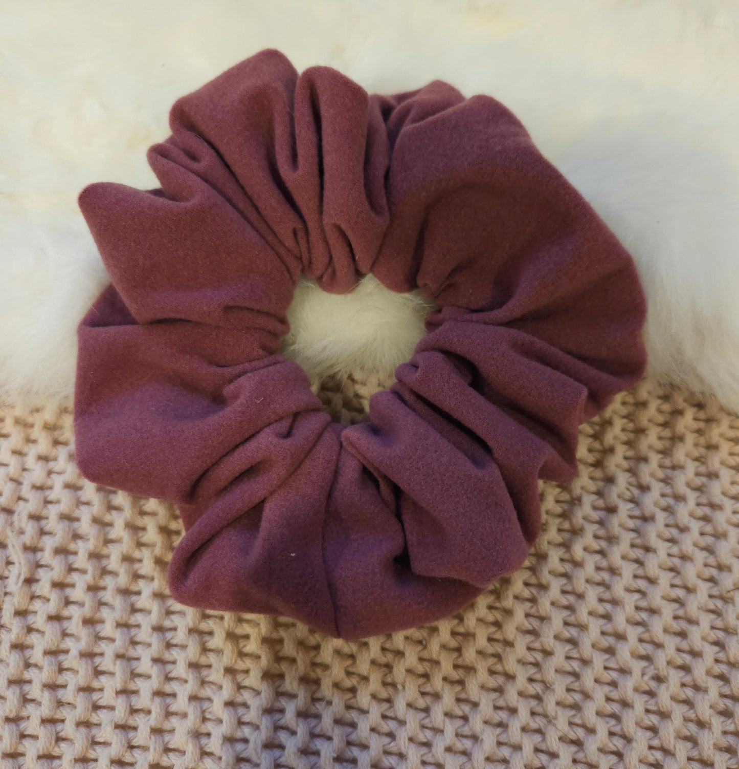 Lara LG Scrunchie