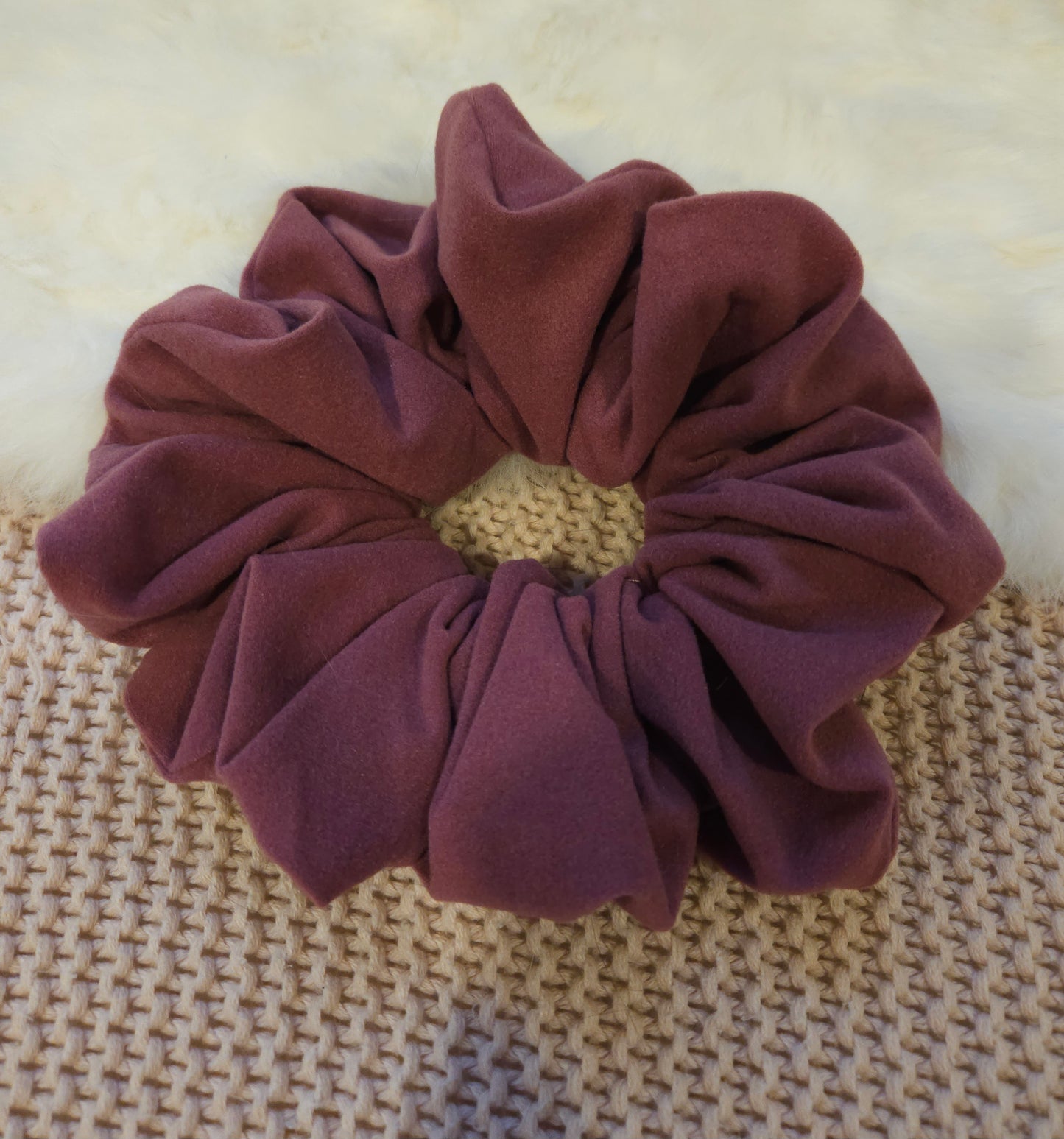 Lara XL Scrunchie