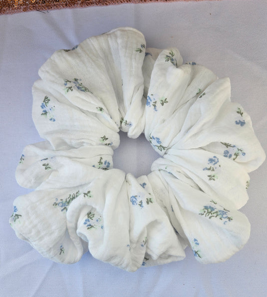 Hunter XL Scrunchie